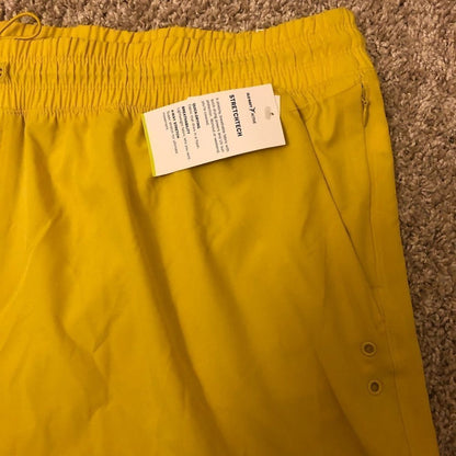 Old Navy Women’s High Waisted StretchTech Shorts Size XXL