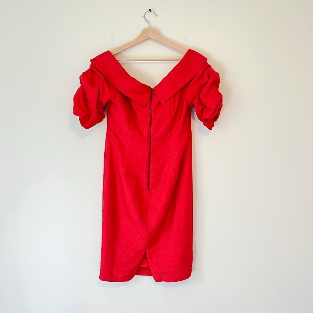 Bardot Devlin Twist Mini Dress in Lipstick Red Size 10 / L Off The Shoulder