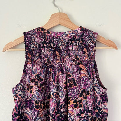 Evereve Darby Chiffon Smocked Floral Sleeveless Blouse Size XS Purple
