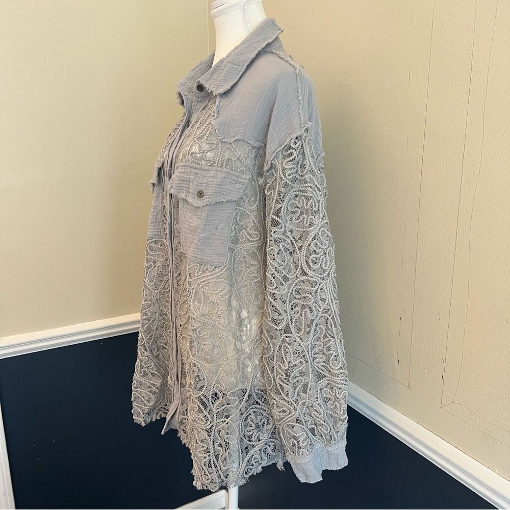 POL Oversized Lace Gauze Button Down Shirt Top Size Large