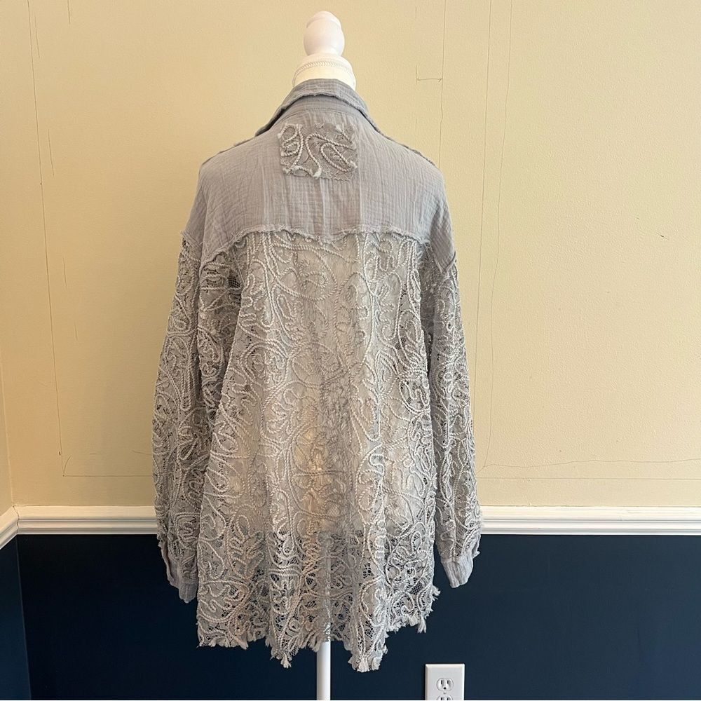 POL Oversized Lace Gauze Button Down Shirt Top Size Large