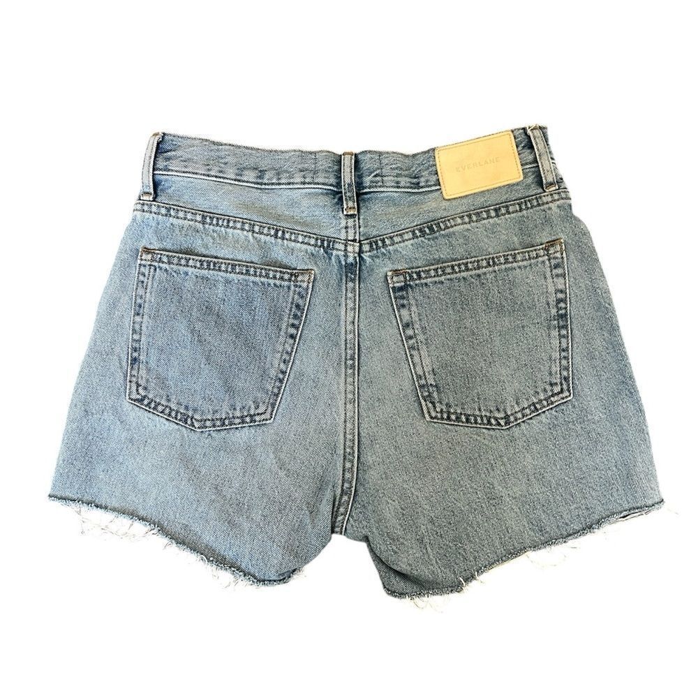 Everlane The Relaxed 90s Jean Denim Shorts Size 26 Light Wash 3”