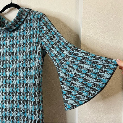 Tyler Boe Houndstooth Bell Sleeve Mini Sweater Dress Size Large