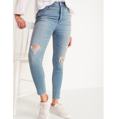 Old Navy Women’s Extra High Waisted Stretch Super Skinny Ripped Jeans Size 6Tall