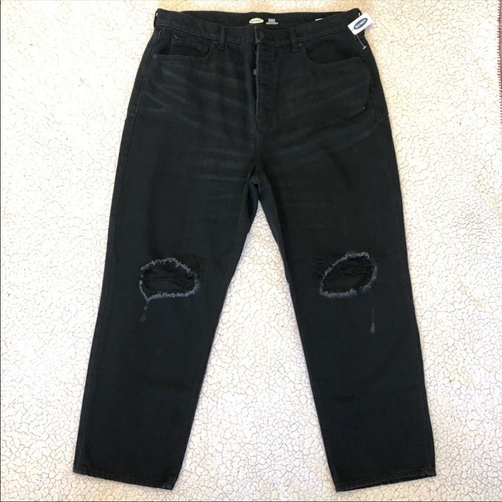Women’s Extra High Waisted Straight Black Jeans