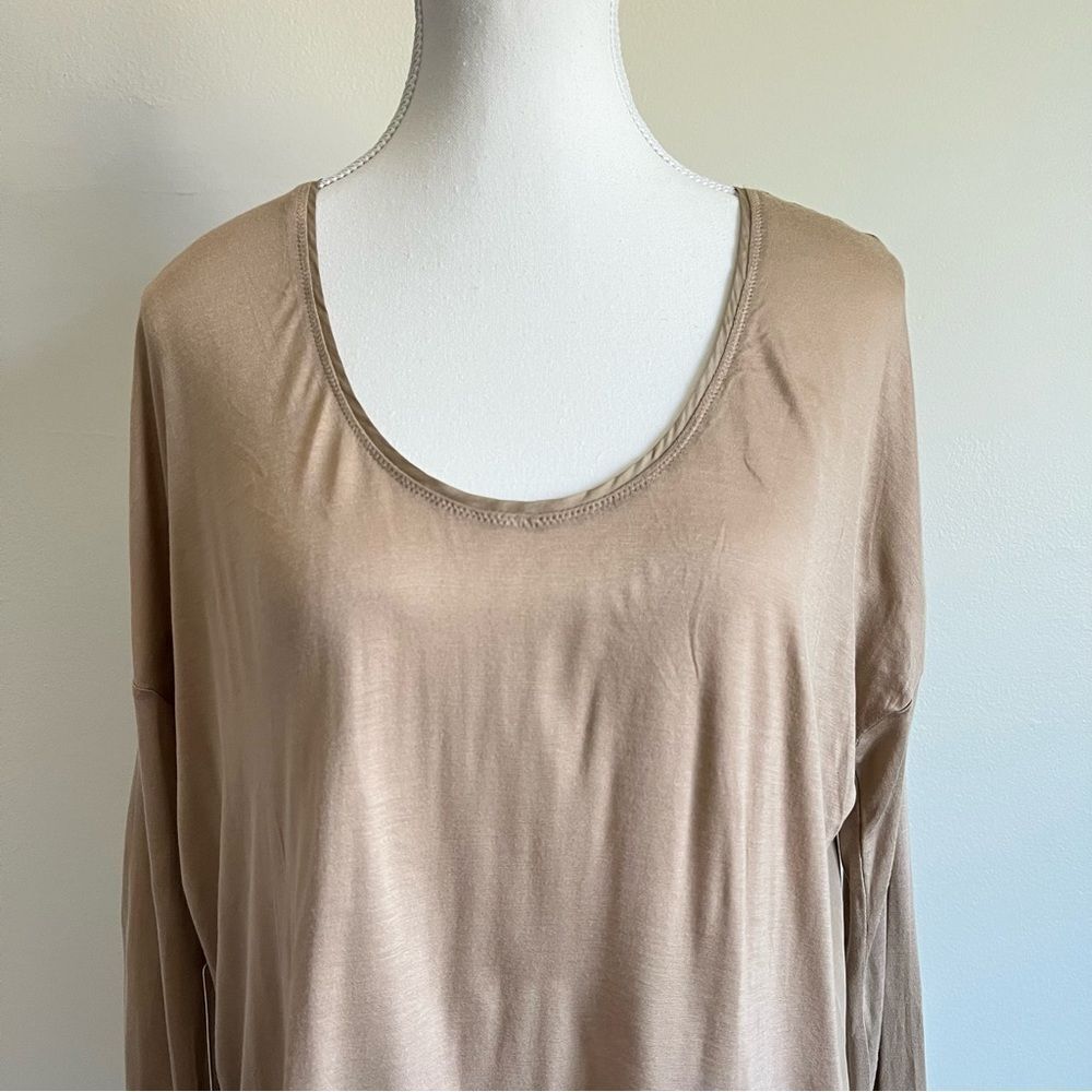 Brochu Walker Nadia Long Sleeve Silk Tee NEW Size Large in Tan