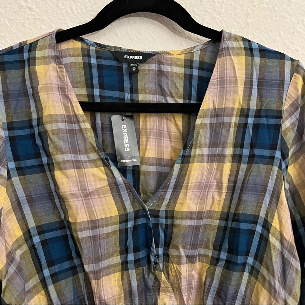 Express Plaid Surplice Peplum Top Blouse NEW Size Medium