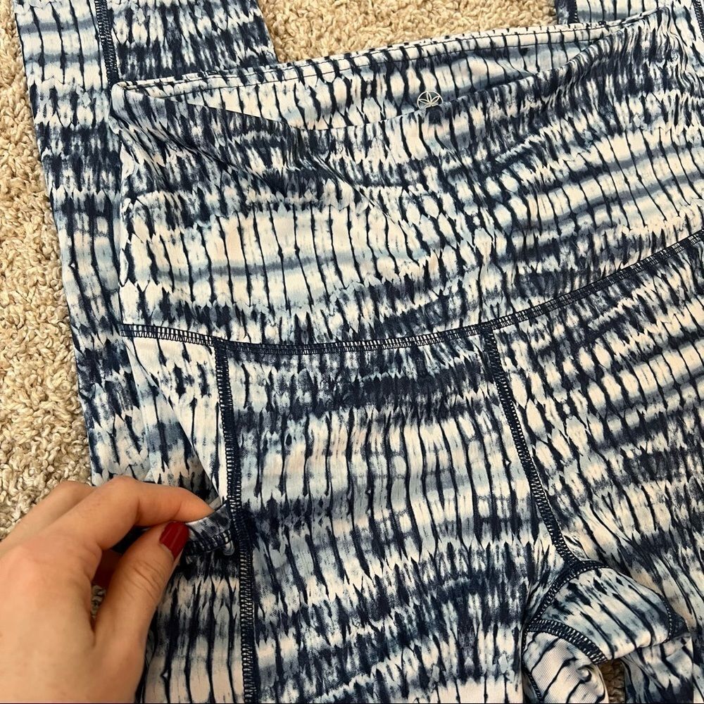 Gaiam Tie Dye Cropped Leggings With Side Pockets Size S