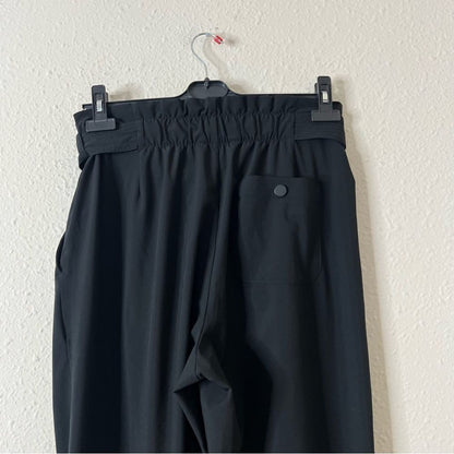 Athleta Skyline II Pants in Black Paperbag Style Size 8