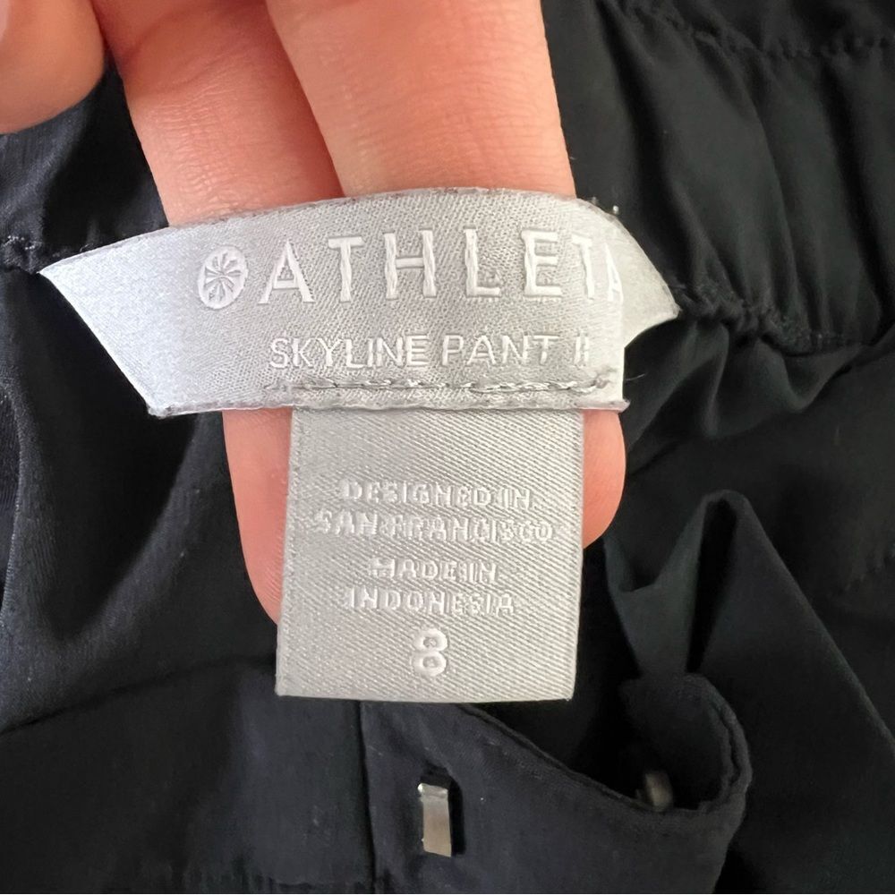 Athleta Skyline II Pants in Black Paperbag Style Size 8