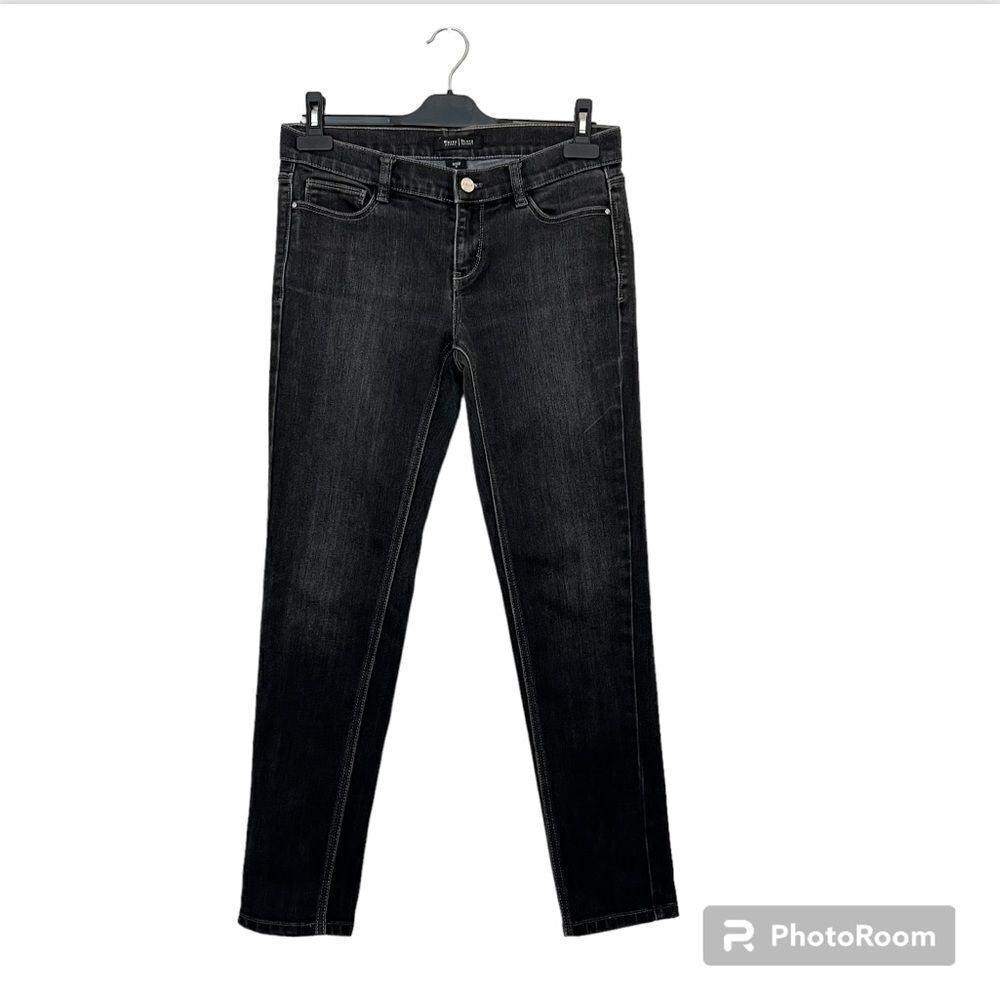 White House Black Market Noir Slim Ankle Jeans in Black Size 4