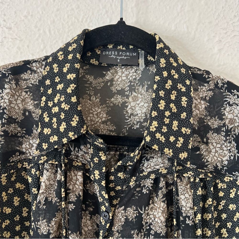 Dress Forum Floral Bell Sleeve Sheer Blouse Top Size Small