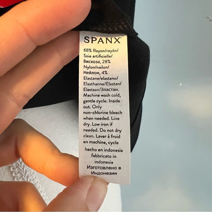 Spanx The Perfect Funnel Top NEW Classic Black Size Large