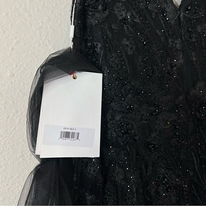 Mac Duggal Floral Embroidered Illusion V-Neck Gown Black Maxi Dress NEW Size 2