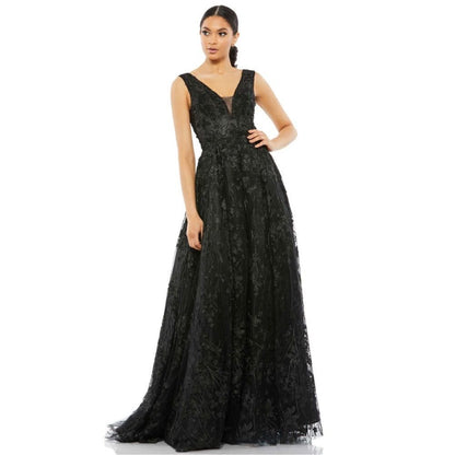 Mac Duggal Floral Embroidered Illusion V-Neck Gown Black Maxi Dress NEW Size 2