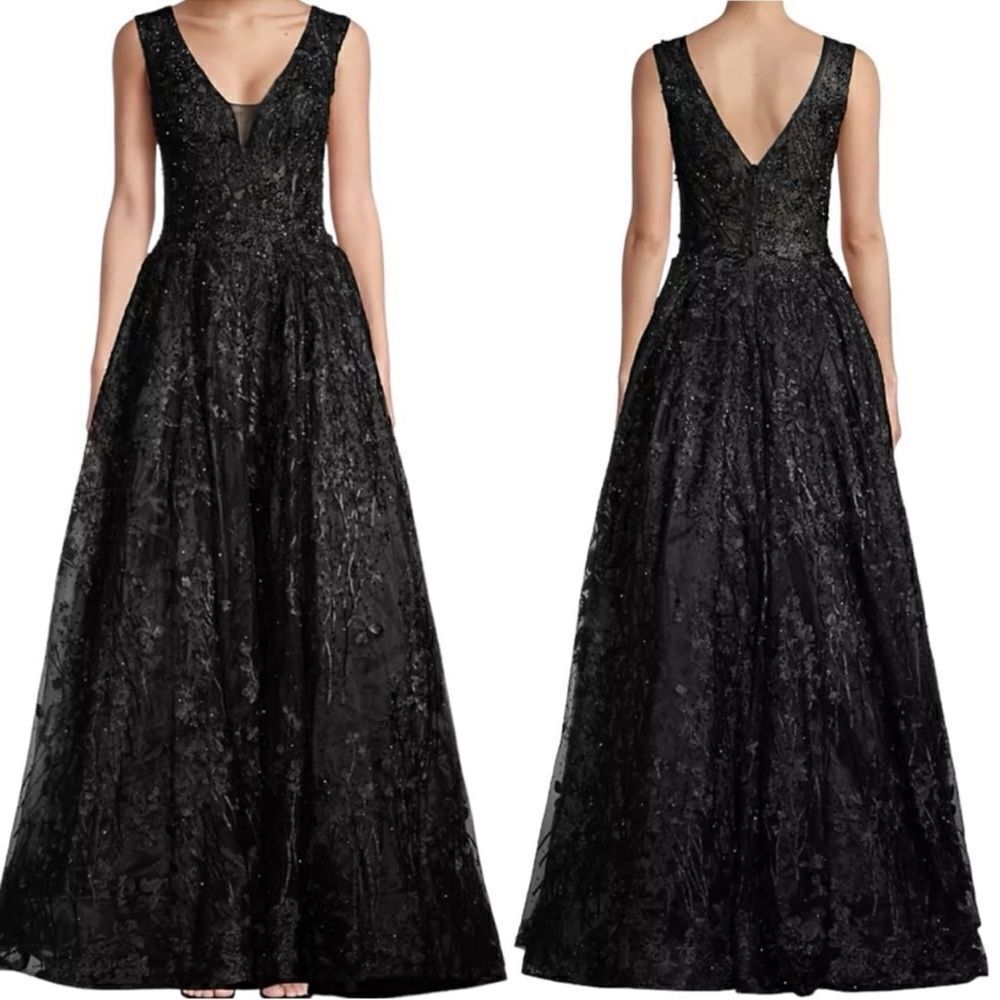 Mac Duggal Floral Embroidered Illusion V-Neck Gown Black Maxi Dress NEW Size 2