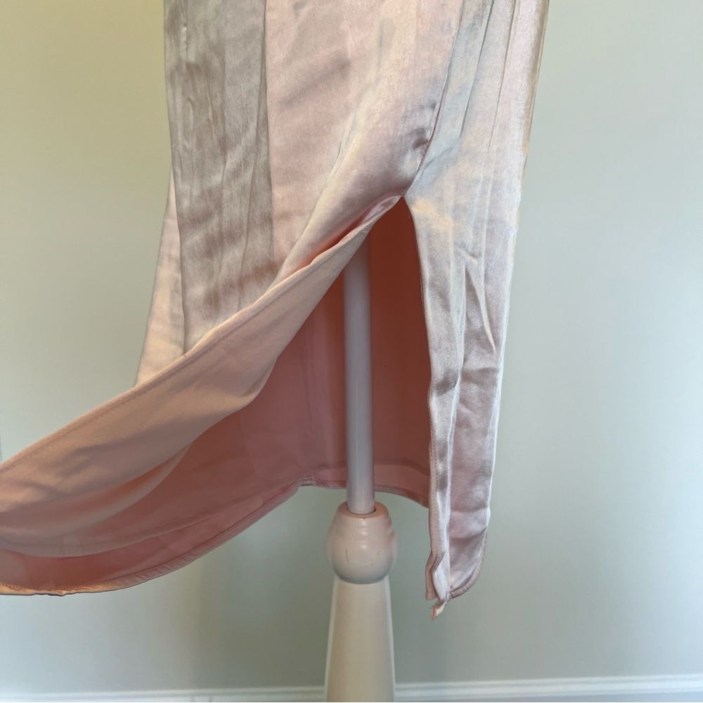 Revolve Superdown Billie Drape Midi Dress in Blush NEW Size Small