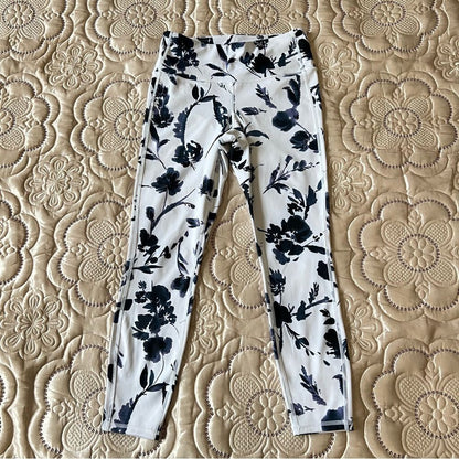 Athleta Blue and White Water Flower Leggings Size Small