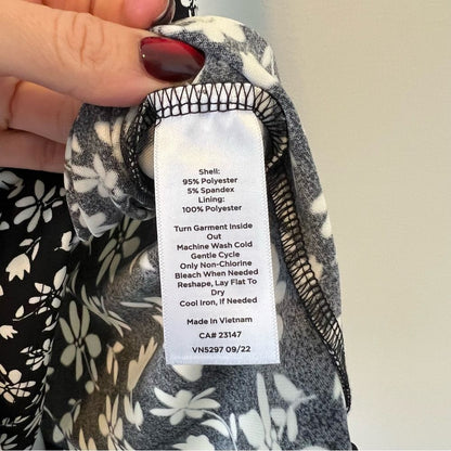 Talbots Bicolor Ditsy Wrap Jersey Black and White Floral Dress NEW Size XS