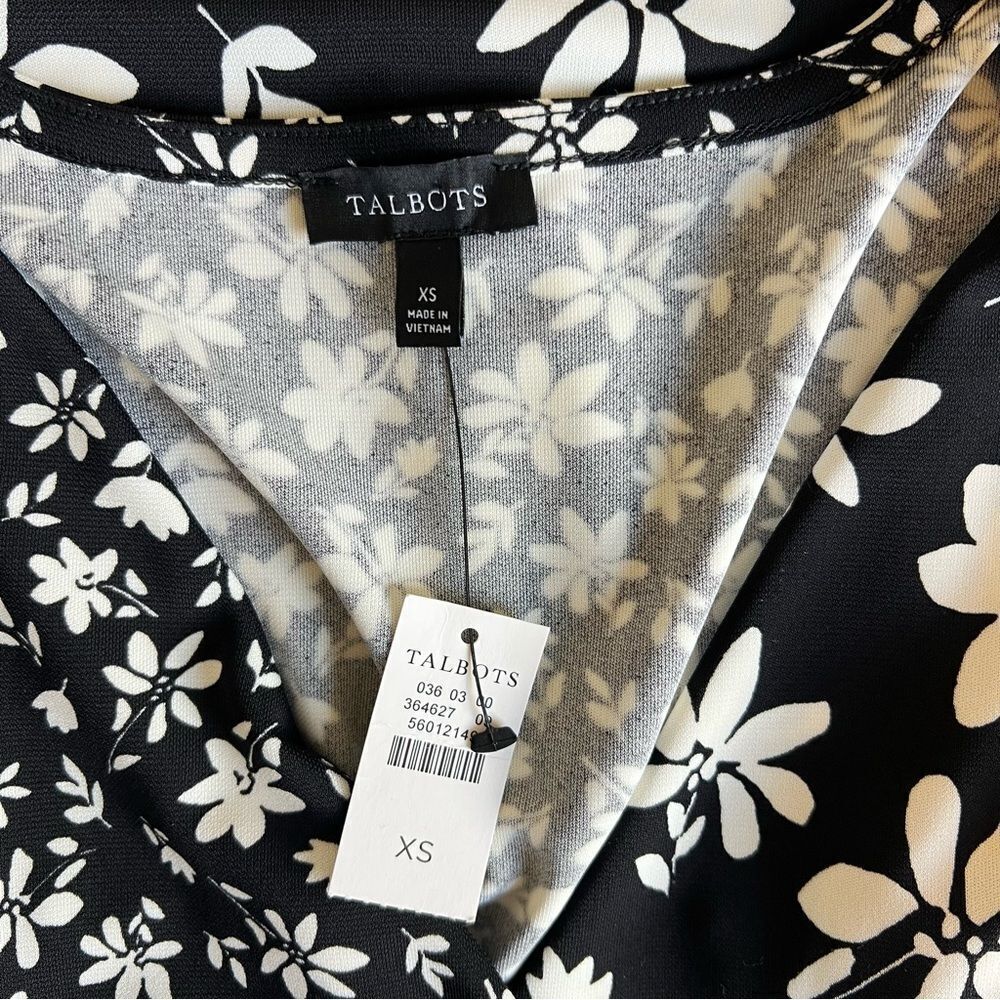 Talbots Bicolor Ditsy Wrap Jersey Black and White Floral Dress NEW Size XS