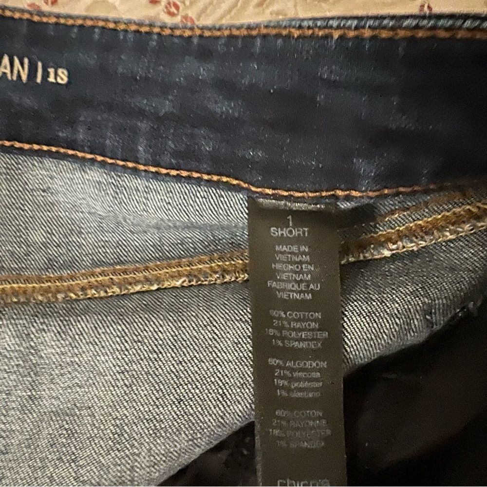 Chico’s So Slimming Dark Wash Slim Jeans 1S / 8 Short