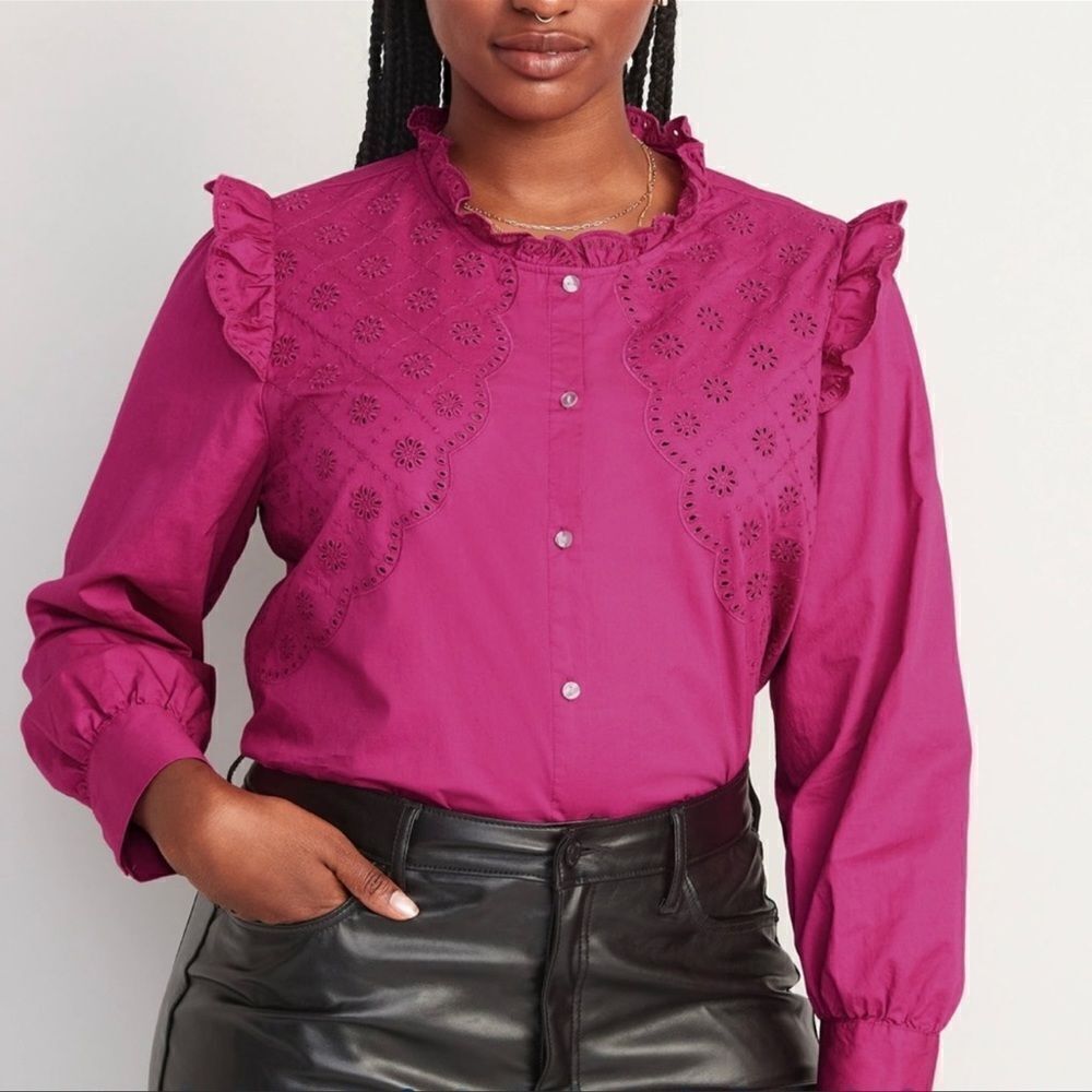 Old Navy Collarless Ruffle-Trimmed Embroidered Button-Down Shirt Blouse Size XL