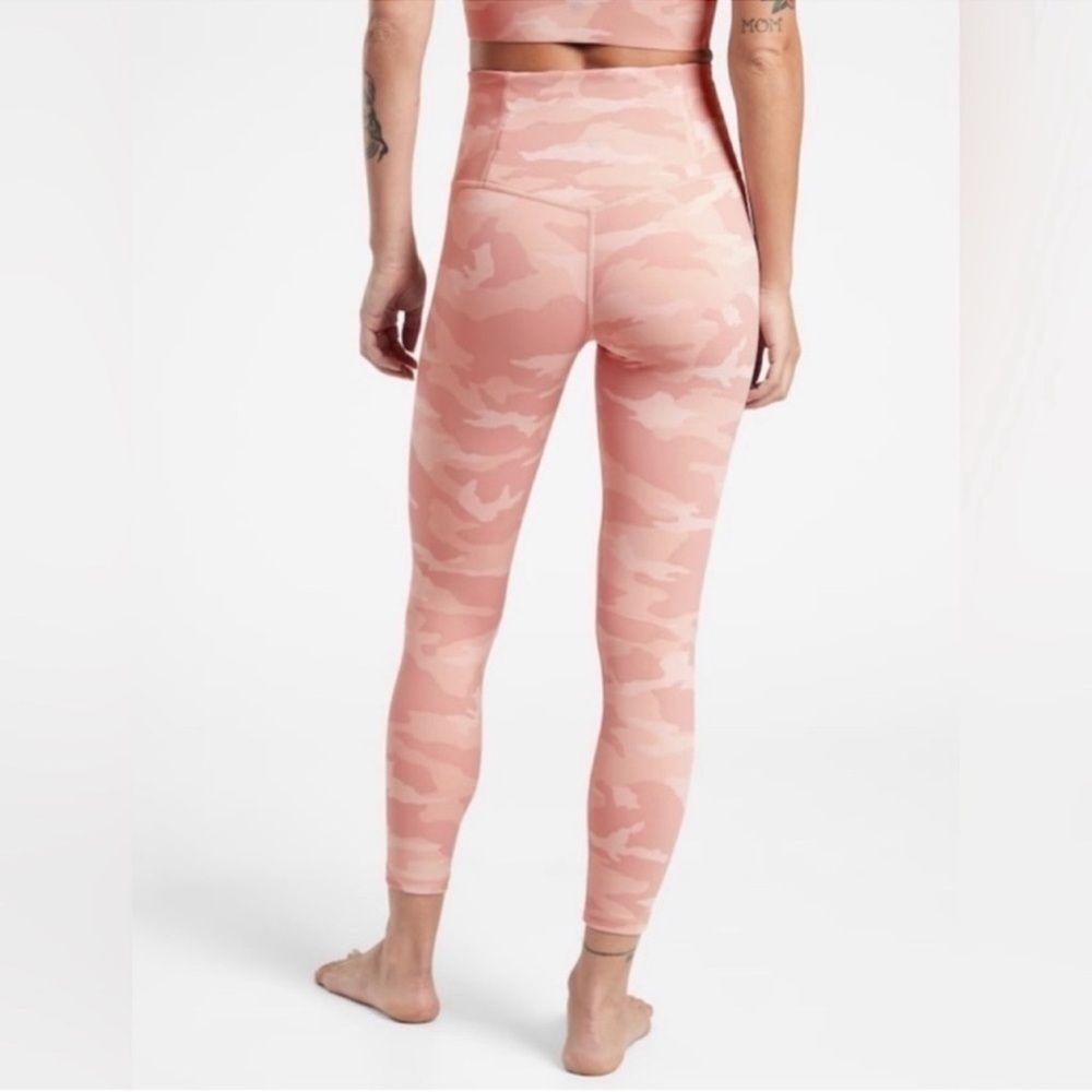 Athleta Elation Camo 7/8 Tight Leggings and Tank Top Set Plus Size 2X Pink