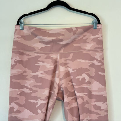Athleta Elation Camo 7/8 Tight Leggings and Tank Top Set Plus Size 2X Pink