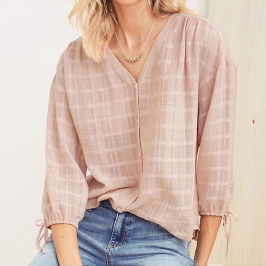 Garnet Hill V-Neck Button up Blouse in Pink Size 6 100% Cotton
