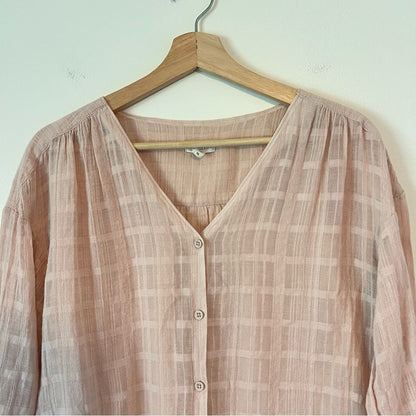 Garnet Hill V-Neck Button up Blouse in Pink Size 6 100% Cotton