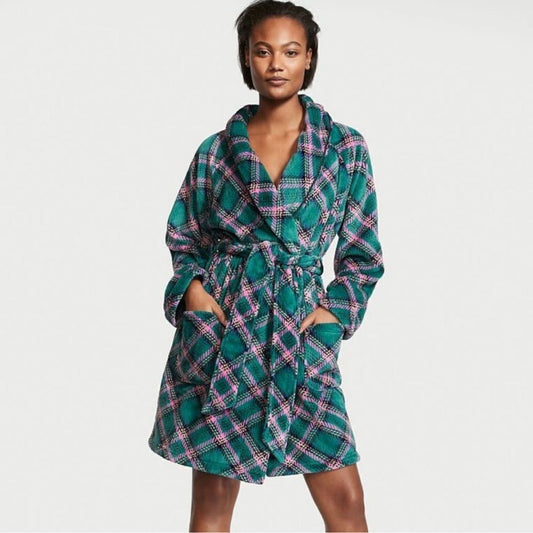 Victoria’s Secret Plaid Plush Velour Plaid Robe NEW Size M/L