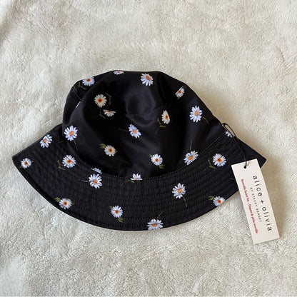 Alice + Olivia Daisy Reversible Bucket Hat NEW