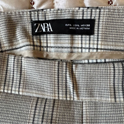 Zara Plaid Ankle Pants in Gray Size Large