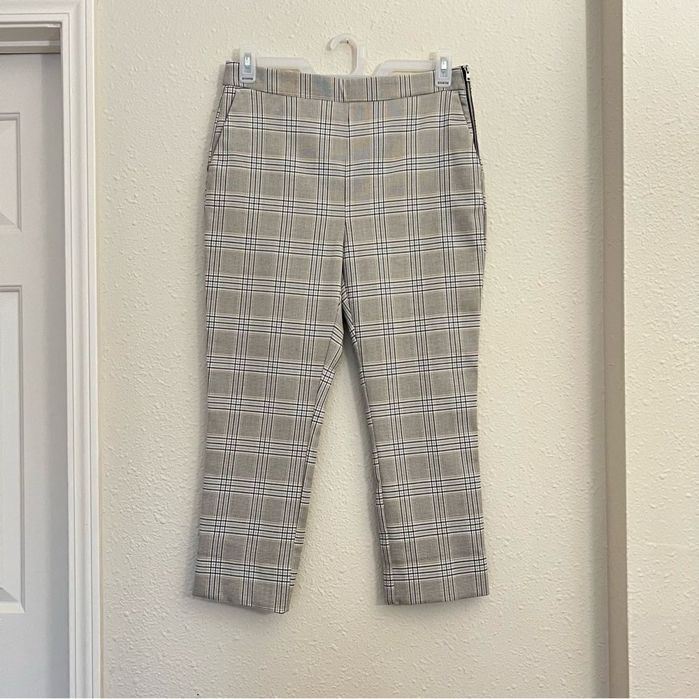 Zara Plaid Ankle Pants in Gray Size Large
