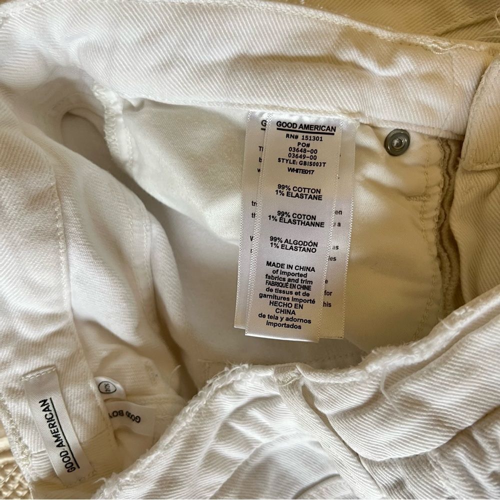 Good American Good Boy White Distressed Straight Jeans Size 2/26
