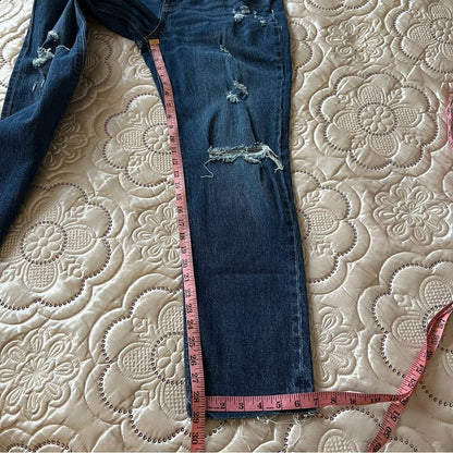 Old Navy High Rise Slouchy Straight Distressed Jeans NEW Size 4