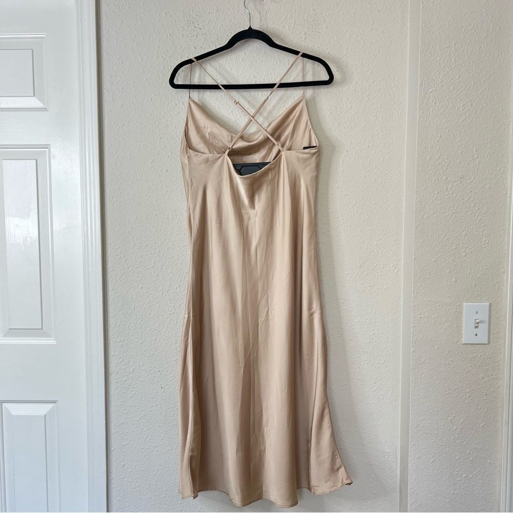 Show Me Your Mumu Verona Cowl Satin Midi Dress in Champagne Size Large