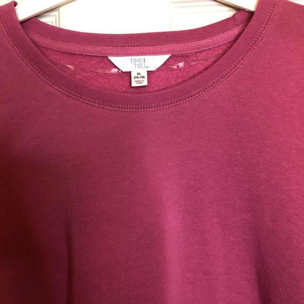 Women’s Pink Sweatshirt Size XL