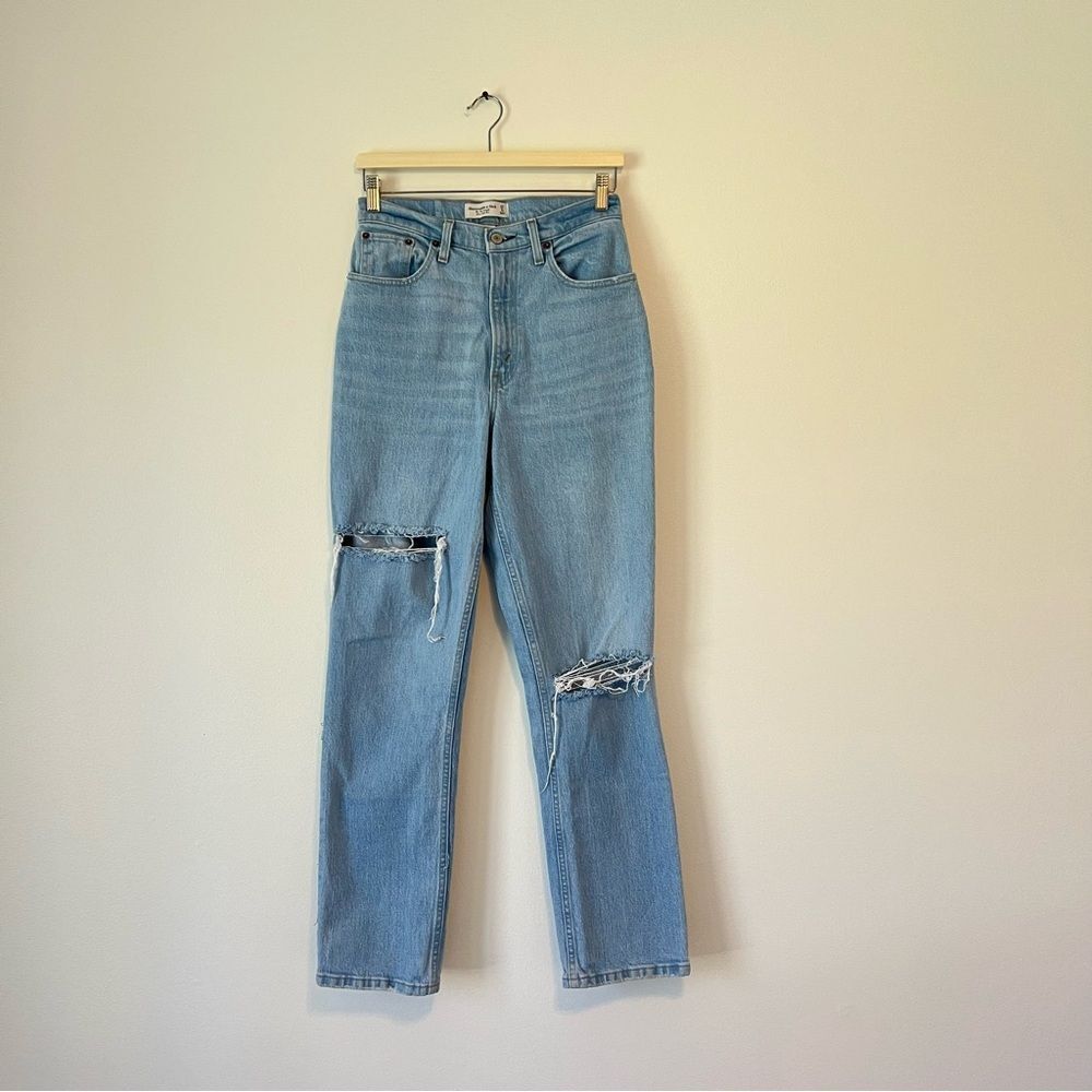 Abercrombie & Fitch The 90s Straight Ultra High Rise Curve Love Jeans 27 / 4