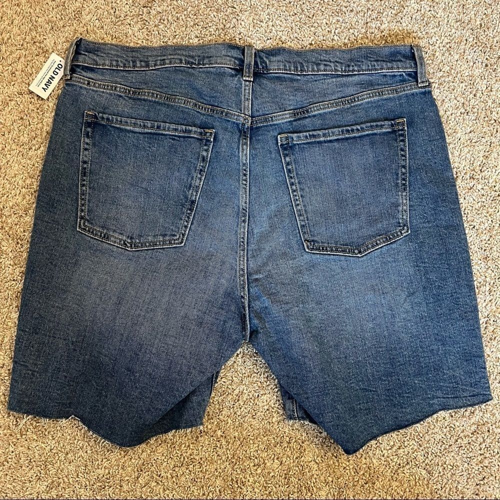 Old Navy Extra High Waisted Straight Button Fly Cut-Off Ripped Jean Shorts