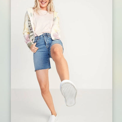 Old Navy Extra High Waisted Straight Button Fly Cut-Off Ripped Jean Shorts