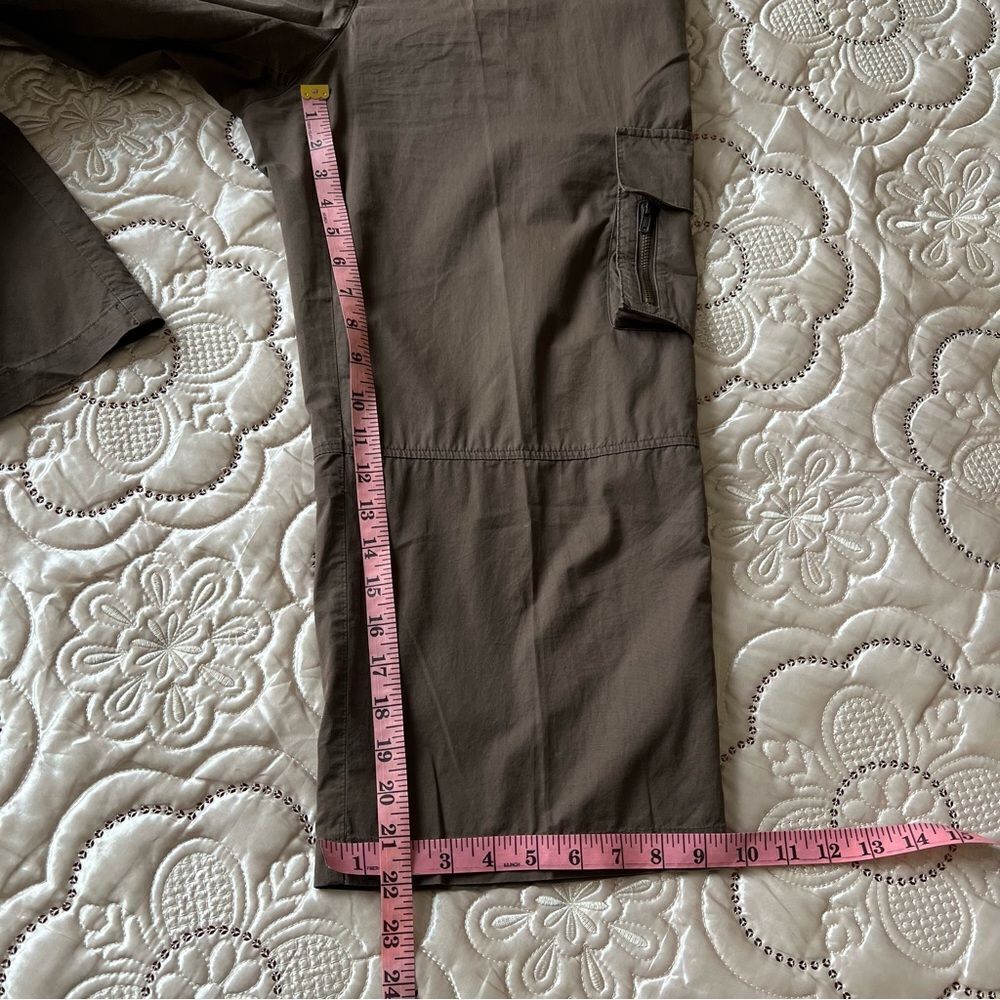 Chico’s Cropped Cargo Pants in Brown Size 2/ US 12