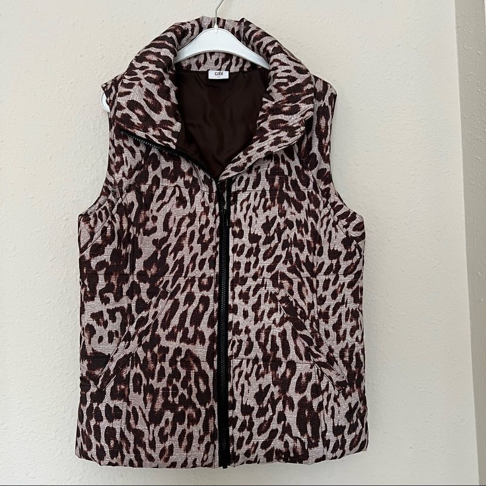 CAbi Juliet Leopard Animal Print Puffer Vest Size Small Mobwife