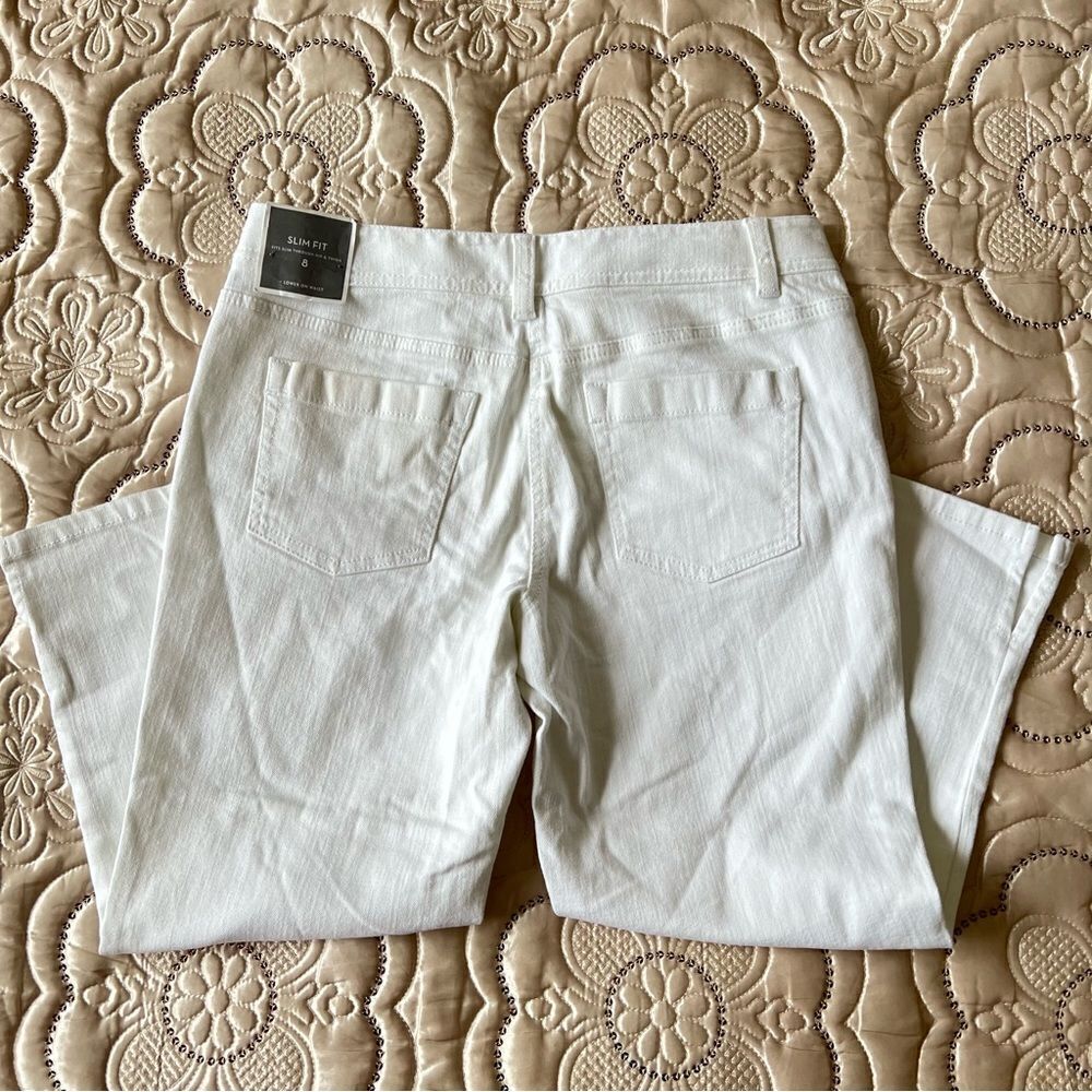 Ann Taylor Slim Fit Cropped Capri Jeans in White NEW Size 8