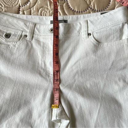 Ann Taylor Slim Fit Cropped Capri Jeans in White NEW Size 8