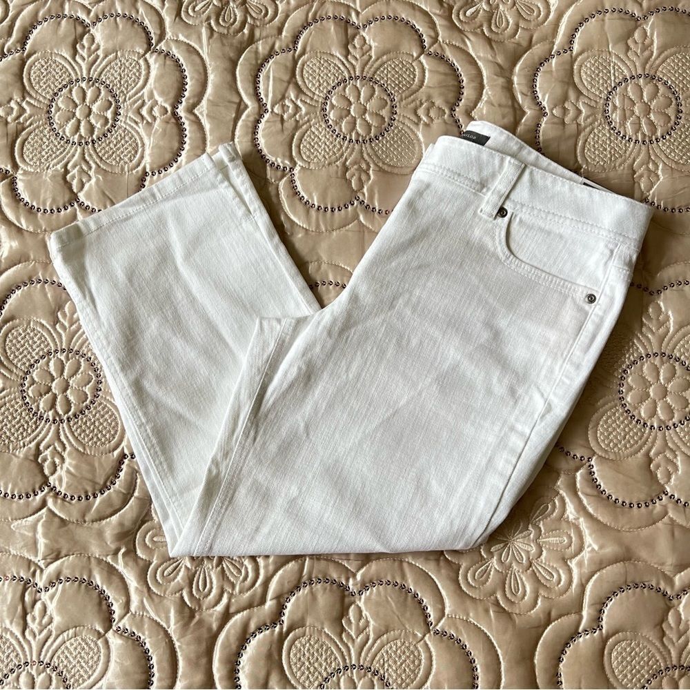 Ann Taylor Slim Fit Cropped Capri Jeans in White NEW Size 8