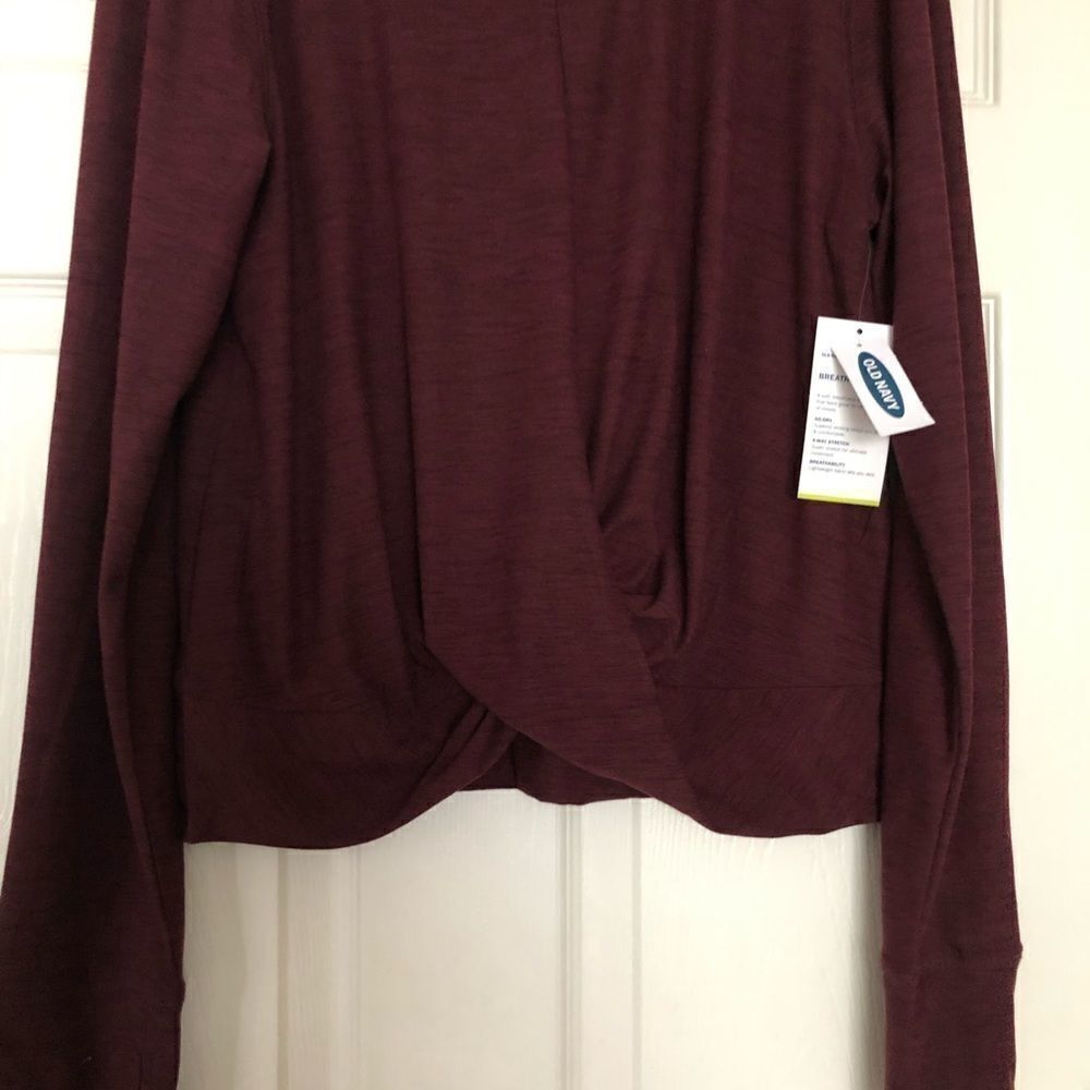 NWT Women’s Old Navy Long Sleeve Twist Front Active Top L