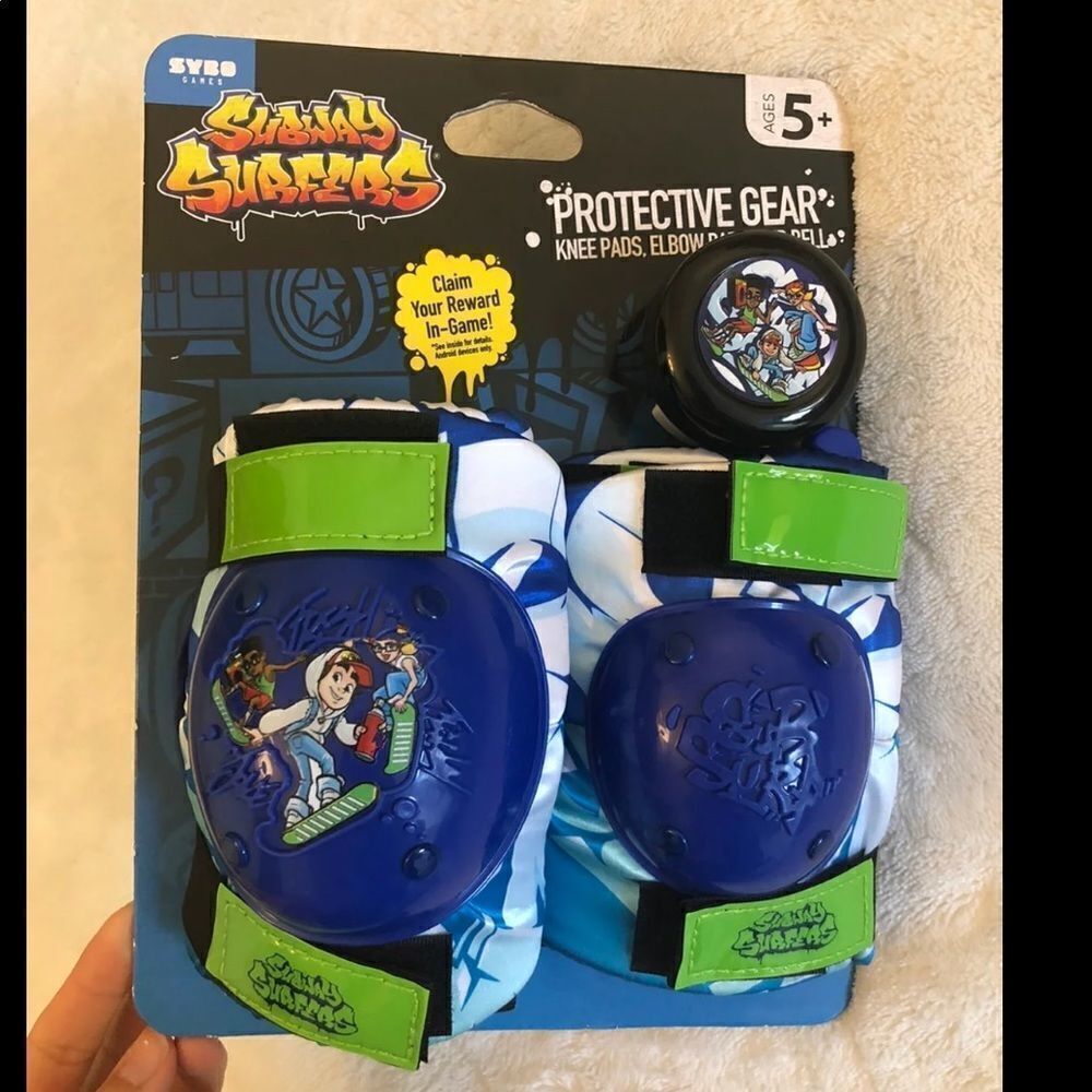Subway Surfers Kids Knee Elbow Pad Set with Bell