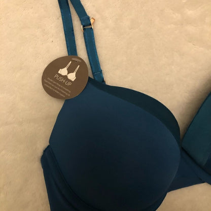 NWT Women’s Push Up Bra