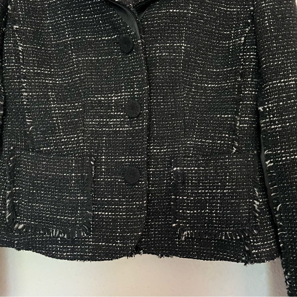 Ann Taylor Wool Blend Tweed Black Fringed Blazer Jacket Size 2 Petites